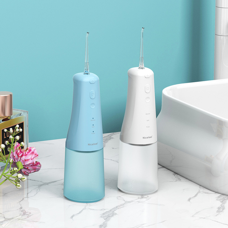 Cordless Water Dental Flosser Irrigator Lisan Isi Ulang Portabel