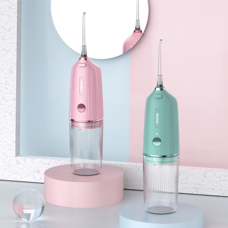 0.6mm Kolom Air 130ml Pembersih Gigi Portabel Flosser Air Listrik Untuk Gigi